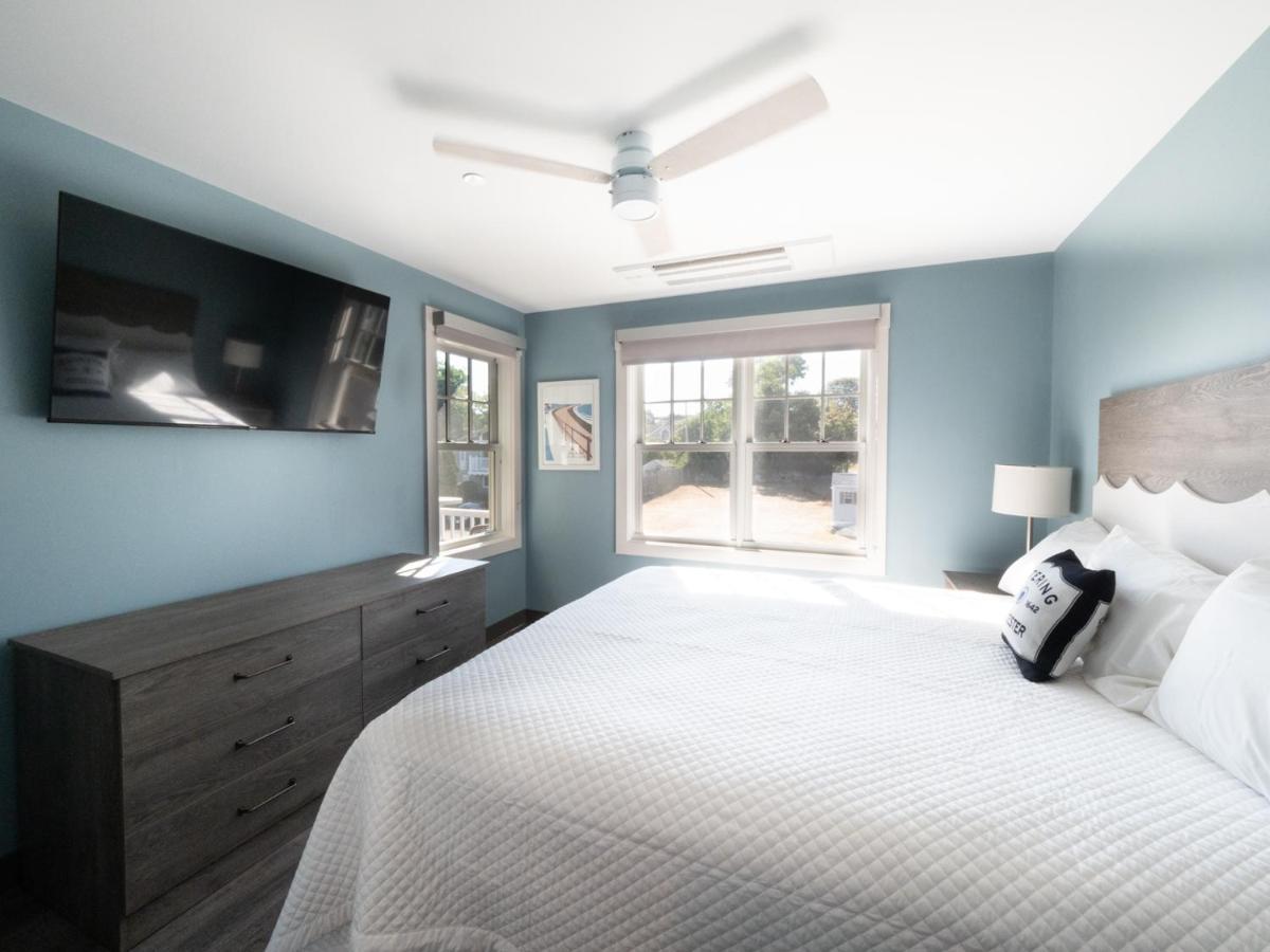 Long Beach Suites Gloucester Buitenkant foto