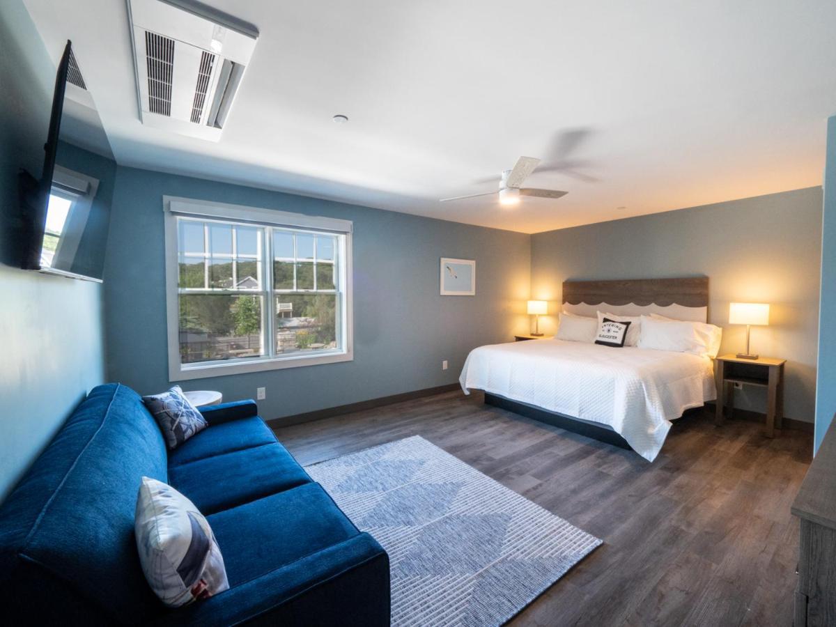 Long Beach Suites Gloucester Buitenkant foto